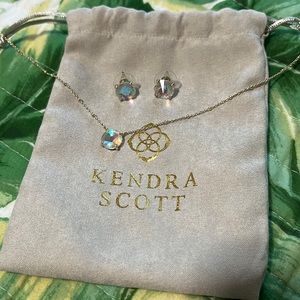 Kendra Scott necklace and earrings set